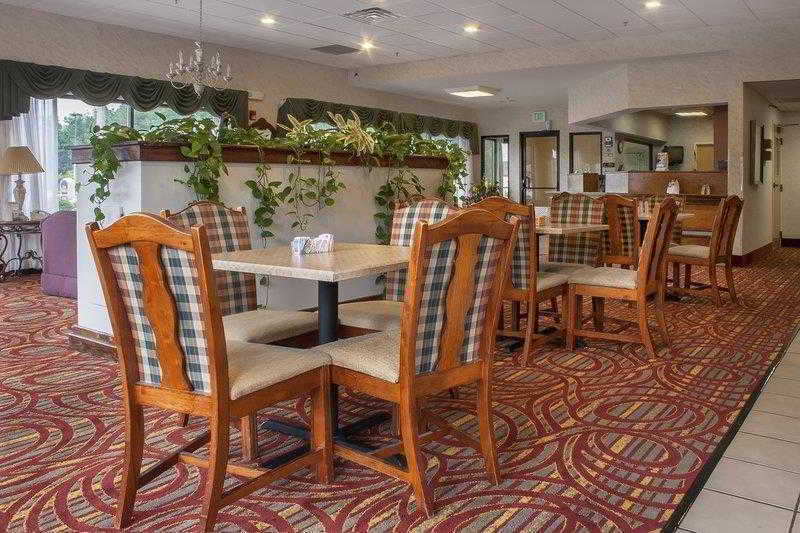 Americas Best Value Inn & Suites Bastrop Esterno foto