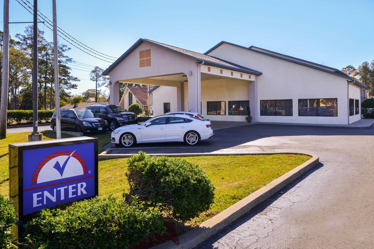 Americas Best Value Inn & Suites Bastrop Esterno foto